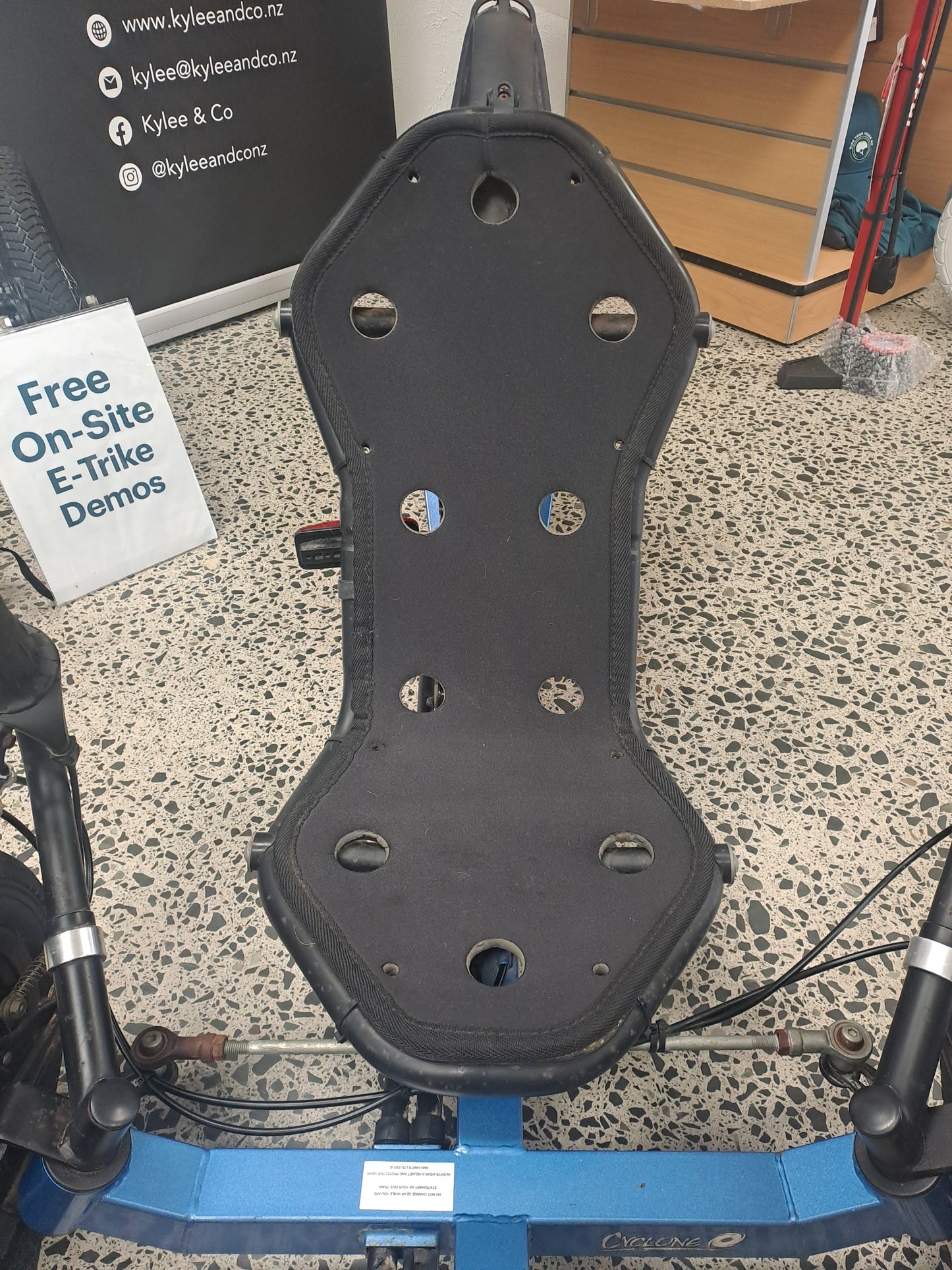 Kmx cyclone kids recumbent